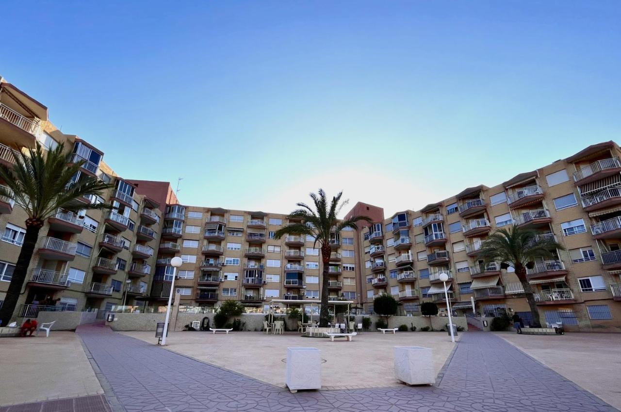 Апартаменти Myflats Deluxe Seafront Ареналес-дель-Соль Екстер'єр фото